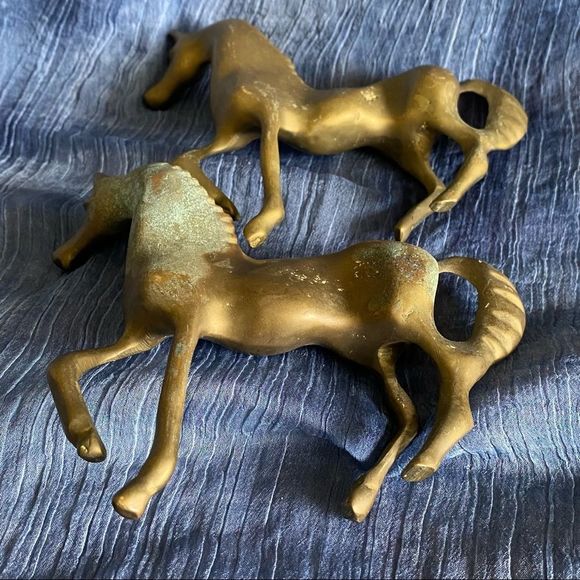 Set of Two Brass Horses - Picture 6 of 9